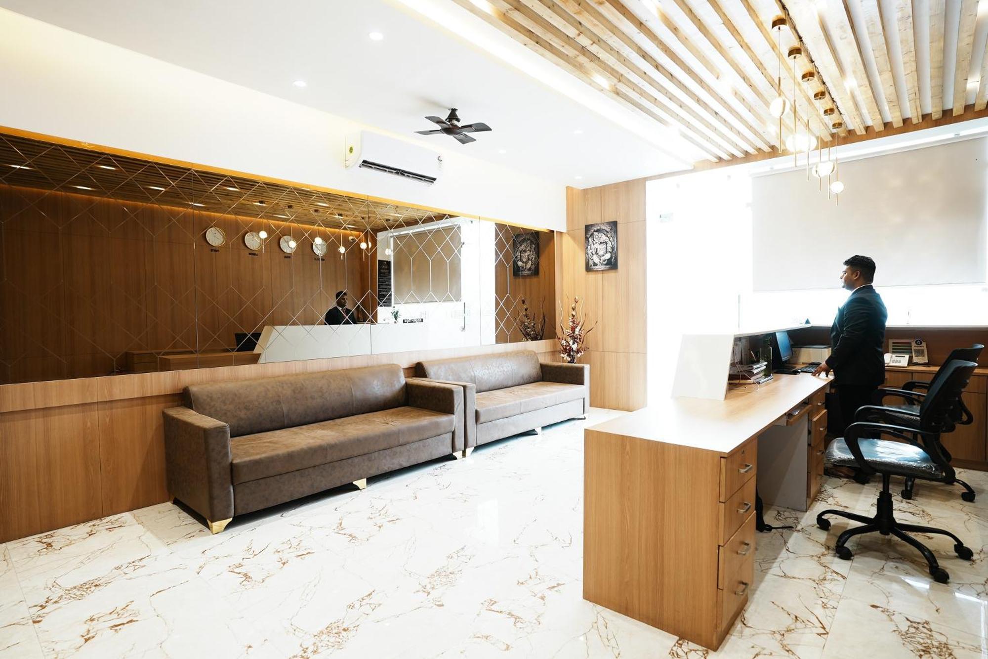 Madhav Residency Hotel & Banquet, Kalyan, Mumbai Exterior foto