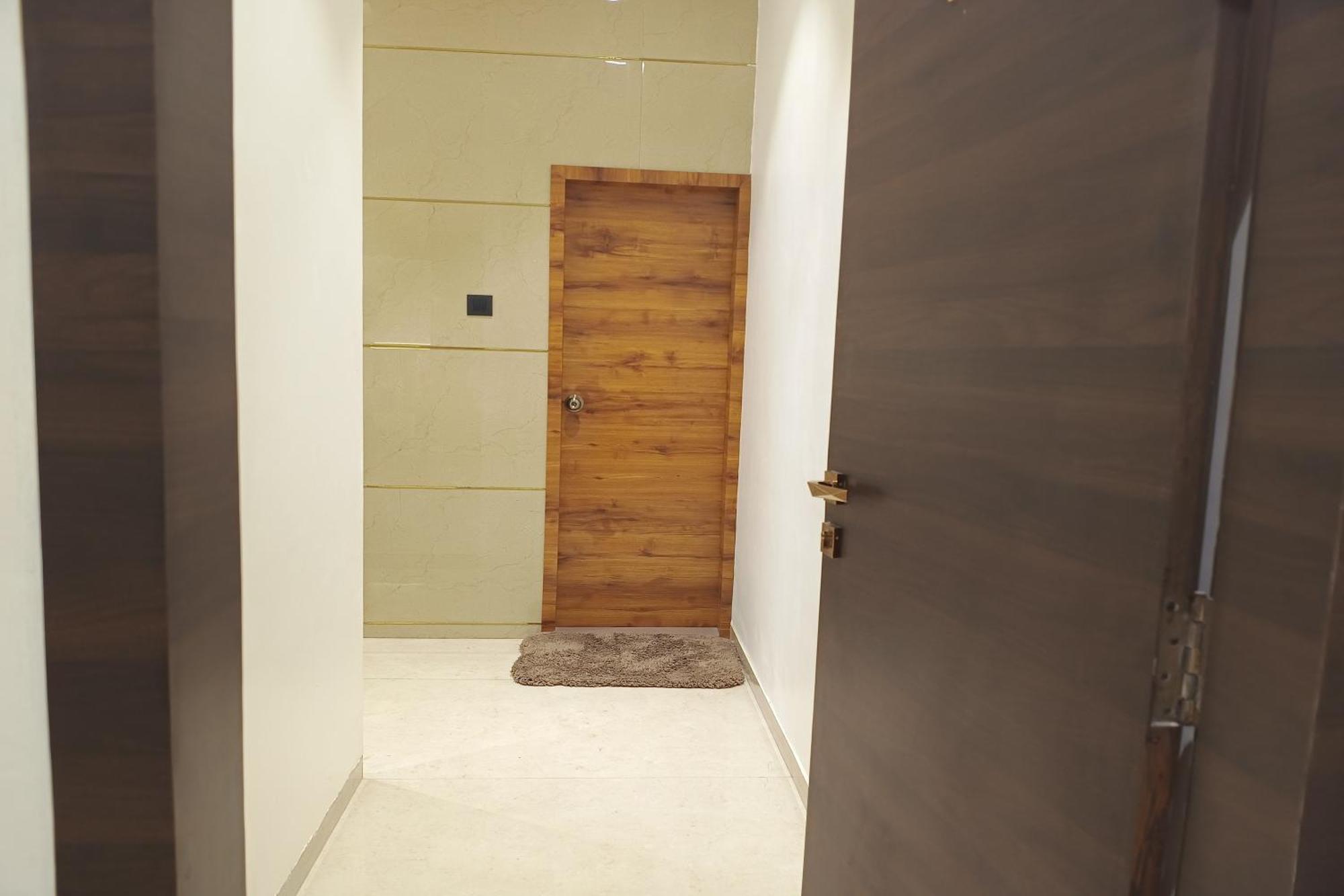 Madhav Residency Hotel & Banquet, Kalyan, Mumbai Exterior foto